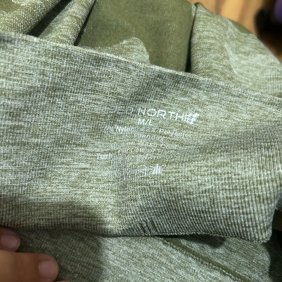 Green Camouflage Leggings - Picture 2 of 2